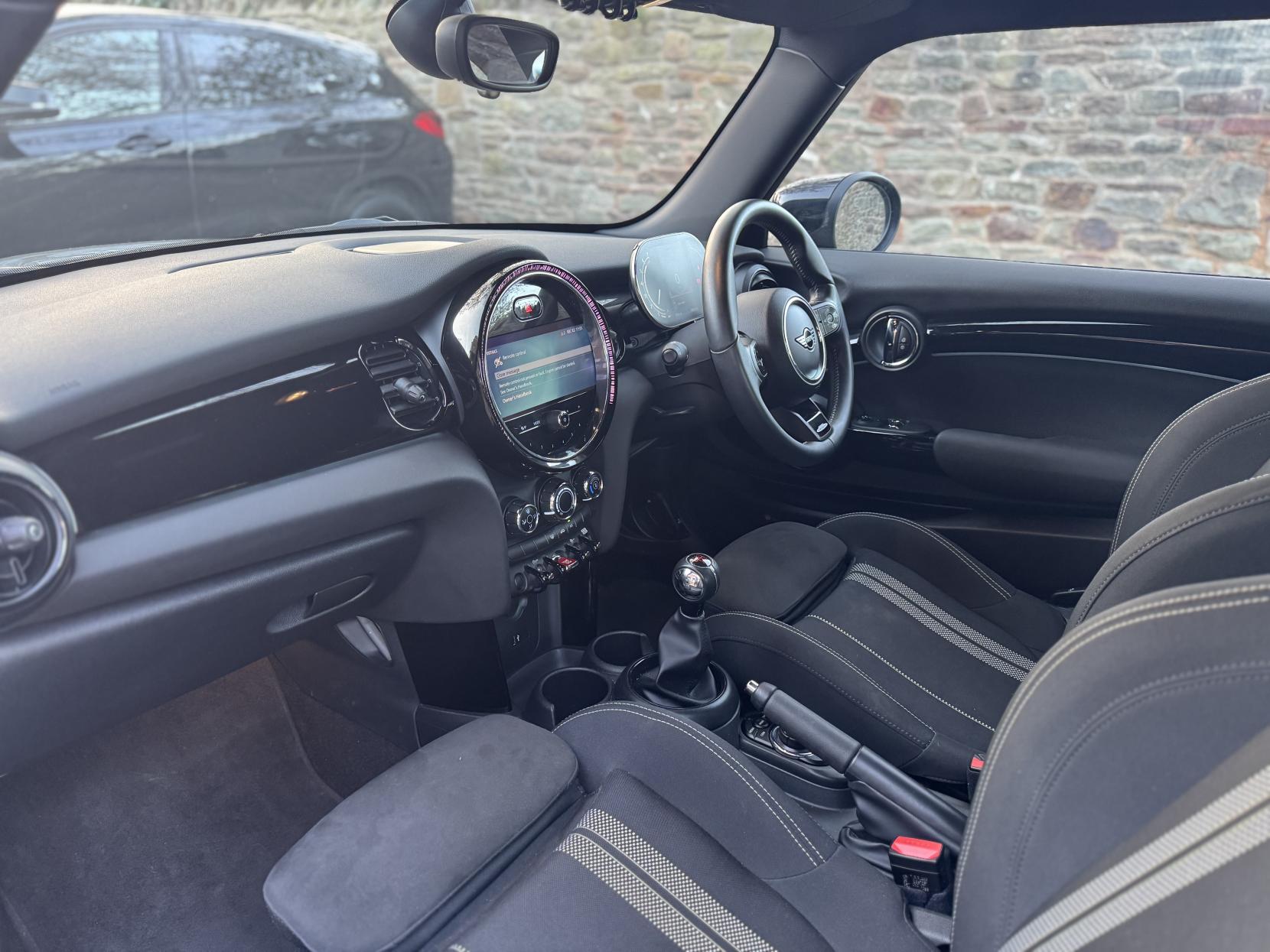 MINI Hatch 1.5 John Cooper Works Hatchback (2021 - 2024 )