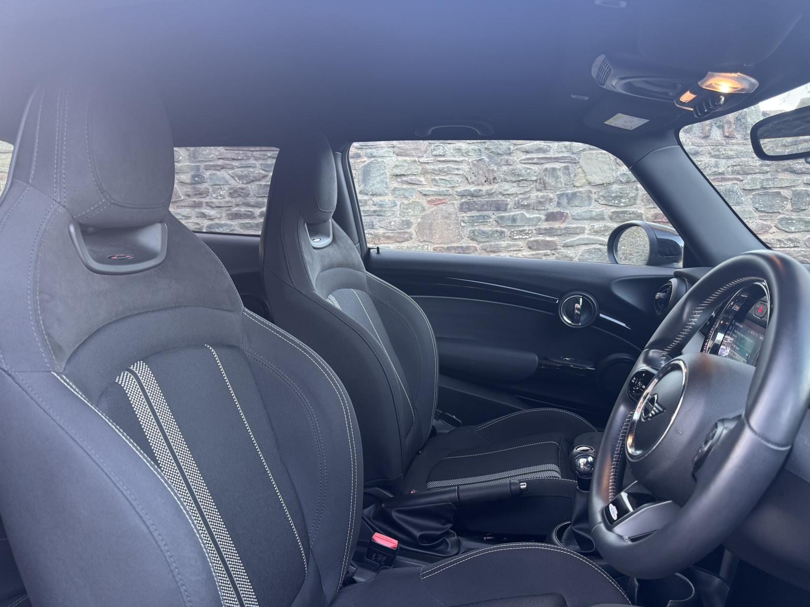 MINI Hatch 1.5 John Cooper Works Hatchback (2021 - 2024 )