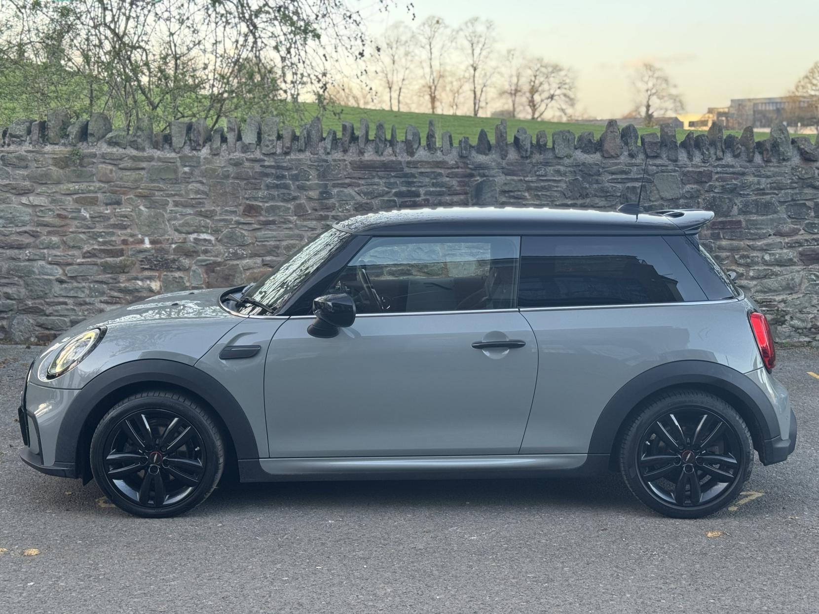 MINI Hatch 1.5 John Cooper Works Hatchback (2021 - 2024 )