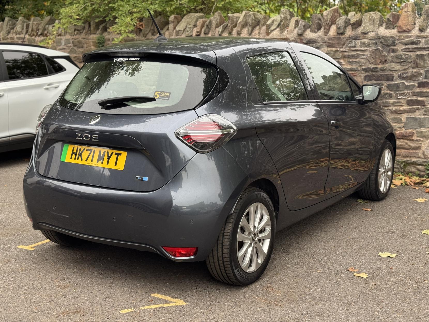 Renault Zoe R135 EV50 52kWh Iconic Hatchback 5dr Electric Auto (Rapid Charge) (134 bhp)