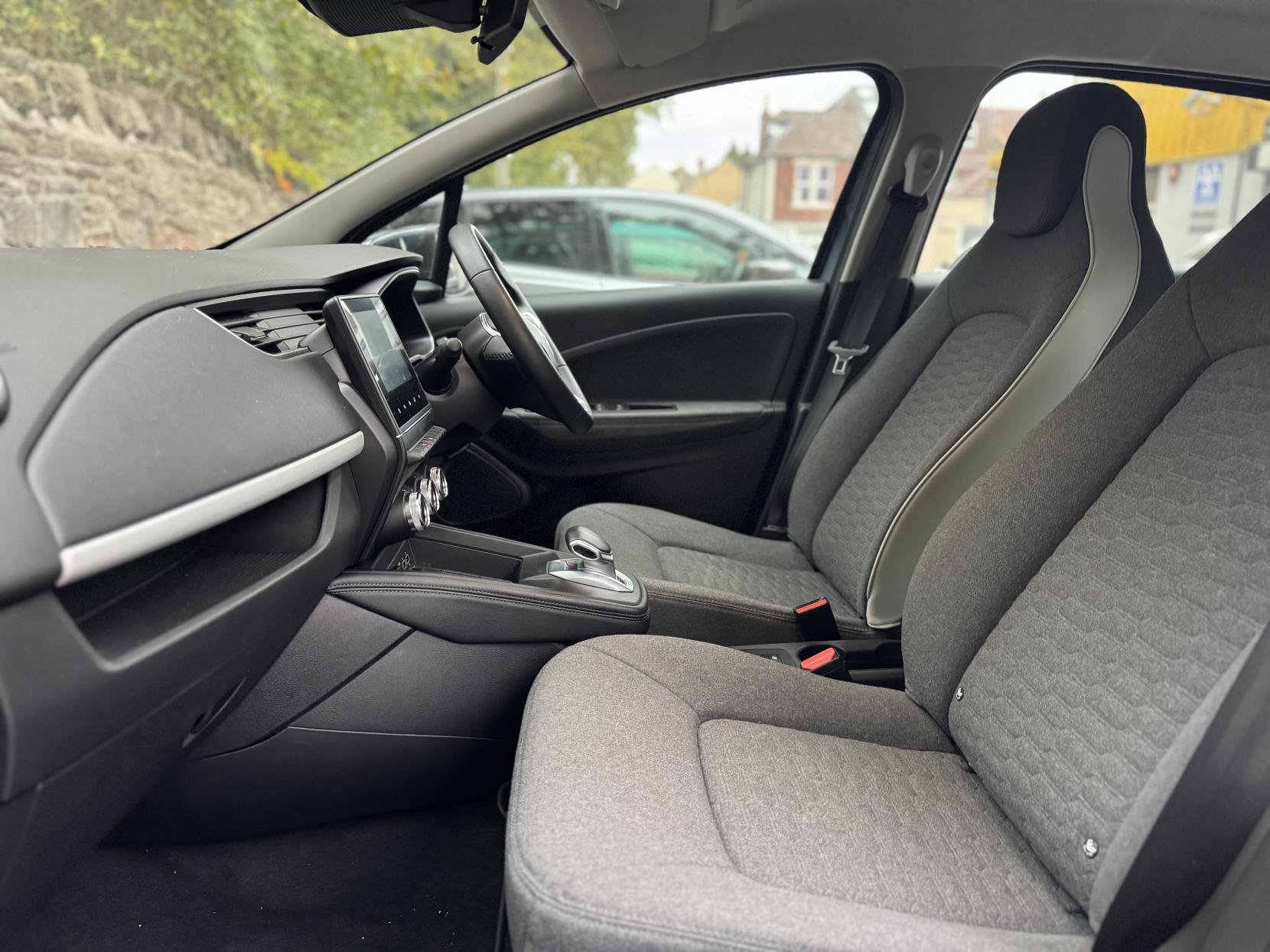 Renault Zoe R135 EV50 52kWh Iconic Hatchback 5dr Electric Auto (Rapid Charge) (134 bhp)