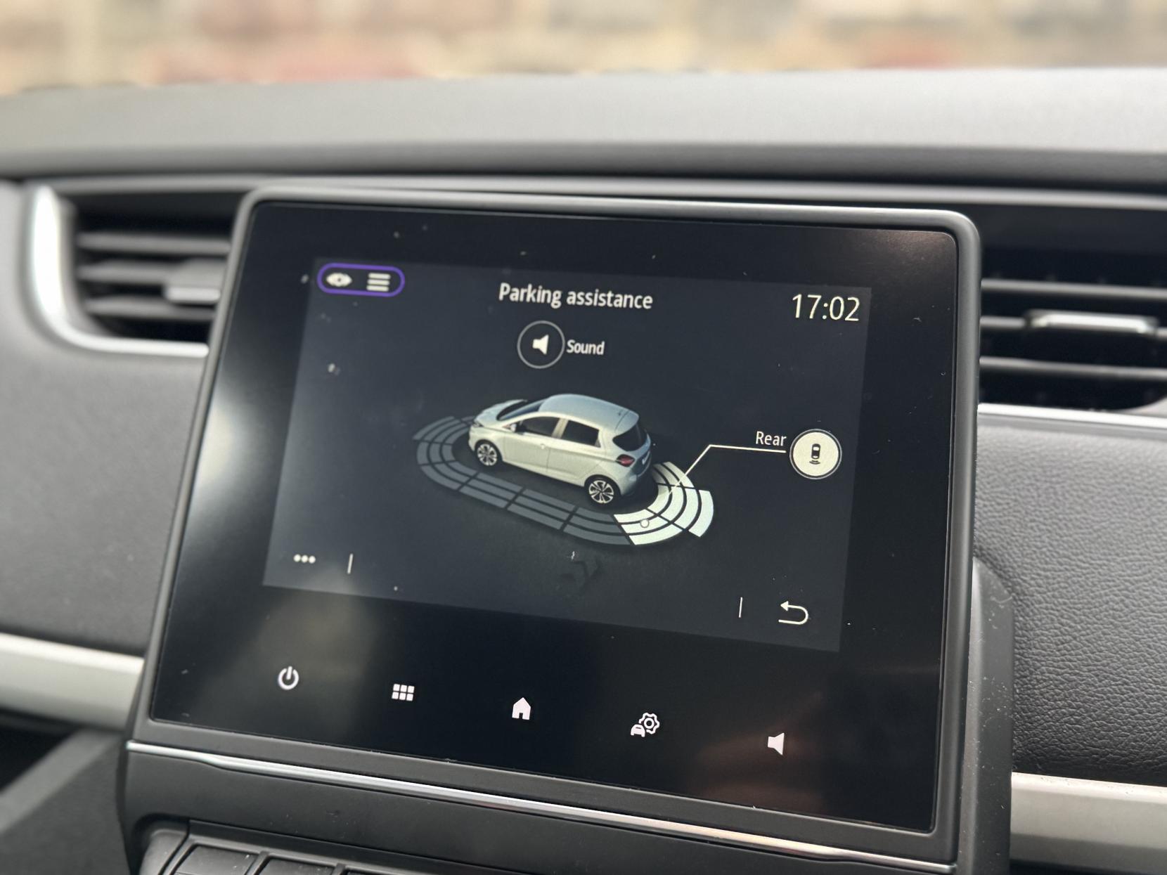 Renault Zoe R135 EV50 52kWh Iconic Hatchback 5dr Electric Auto (Rapid Charge) (134 bhp)