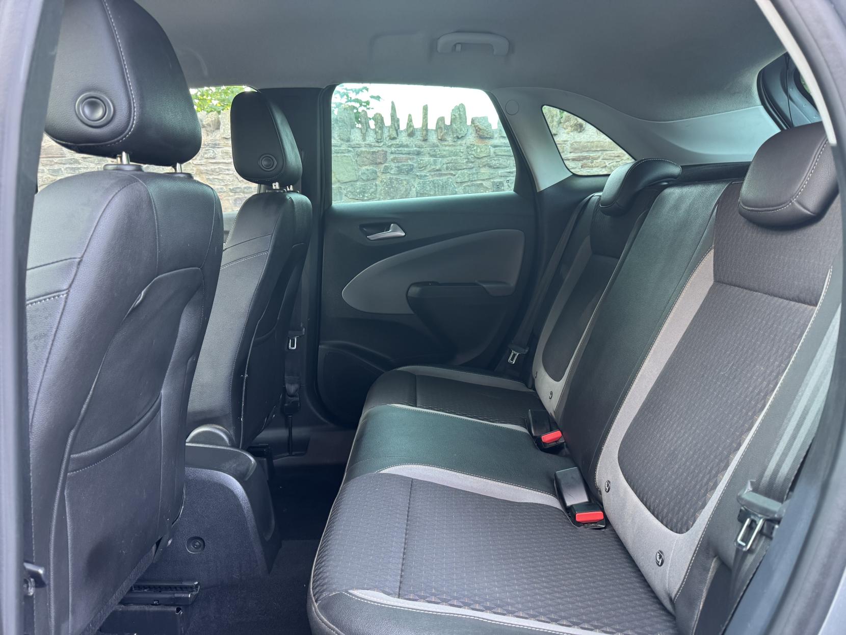 Vauxhall Crossland X 1.2 Turbo Elite Nav SUV 5dr Petrol Manual Euro 6 (s/s) (110 ps)