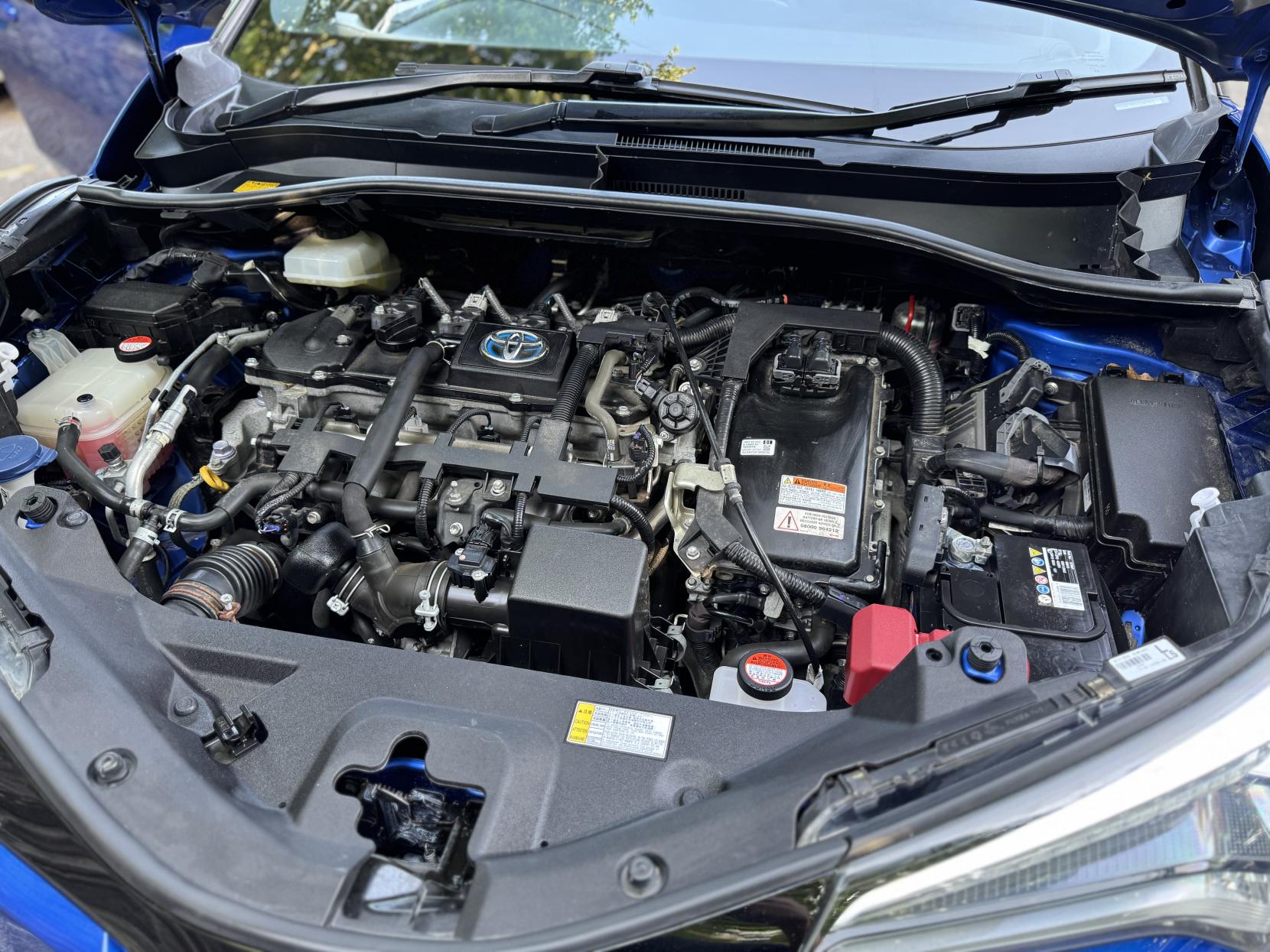 Toyota C-HR 1.8 VVT-h Dynamic SUV 5dr Petrol Hybrid CVT Euro 6 (s/s) (122 ps)