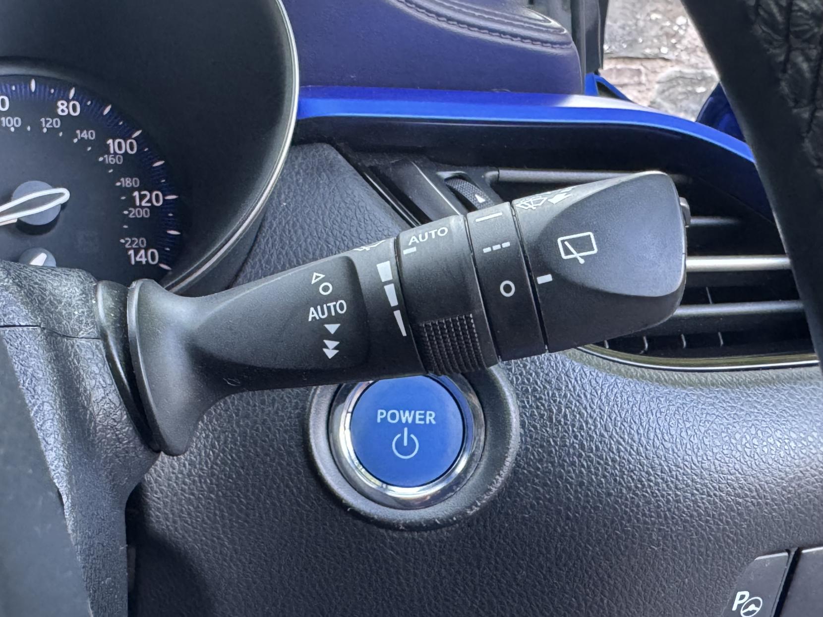 Toyota C-HR 1.8 VVT-h Dynamic SUV 5dr Petrol Hybrid CVT Euro 6 (s/s) (122 ps)