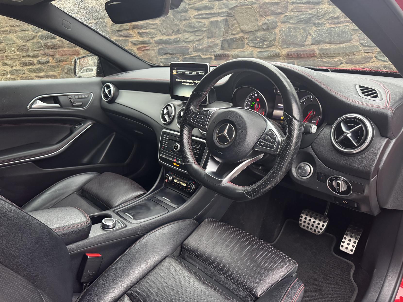 Mercedes-Benz GLA 2.0 GLA250 AMG Line SUV 5dr Petrol 7G-DCT 4MATIC Euro 6 (s/s) (211 ps)