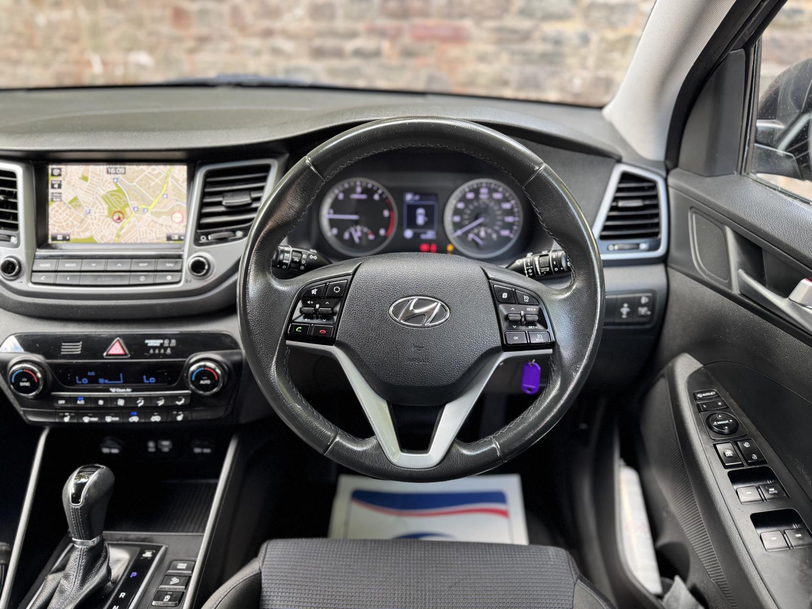 Hyundai TUCSON 1.7 CRDi Blue Drive SE Nav SUV 5dr Diesel DCT Euro 6 (s/s) (141 ps)