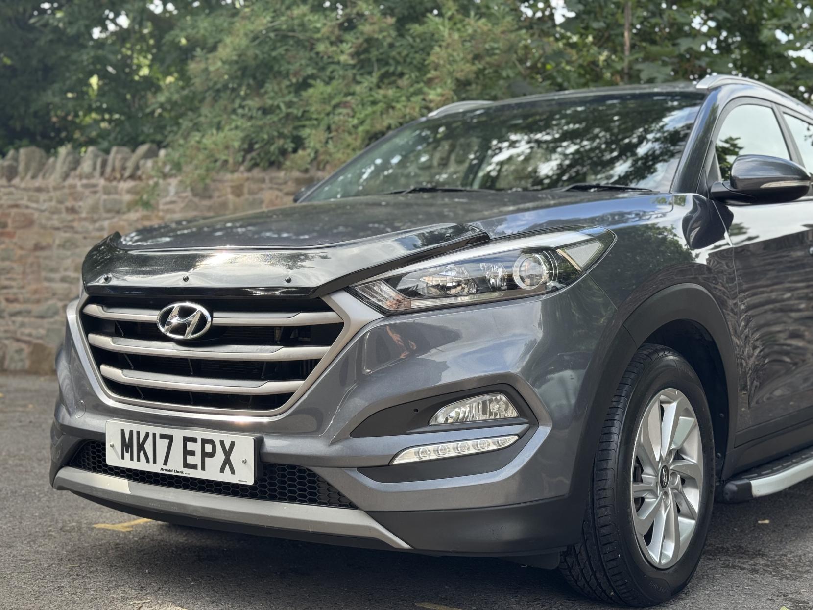 Hyundai TUCSON 1.7 CRDi Blue Drive SE Nav SUV 5dr Diesel DCT Euro 6 (s/s) (141 ps)