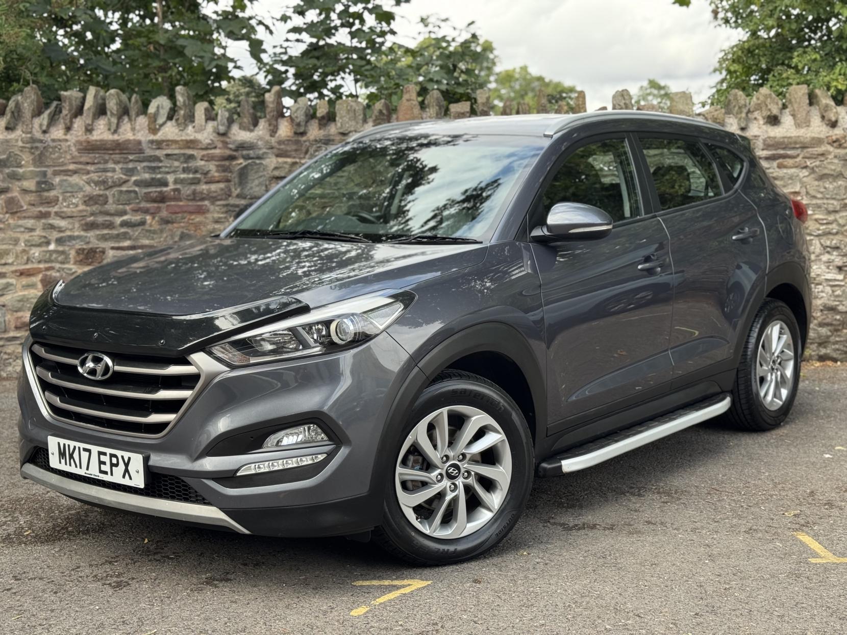 Hyundai TUCSON 1.7 CRDi Blue Drive SE Nav SUV 5dr Diesel DCT Euro 6 (s/s) (141 ps)