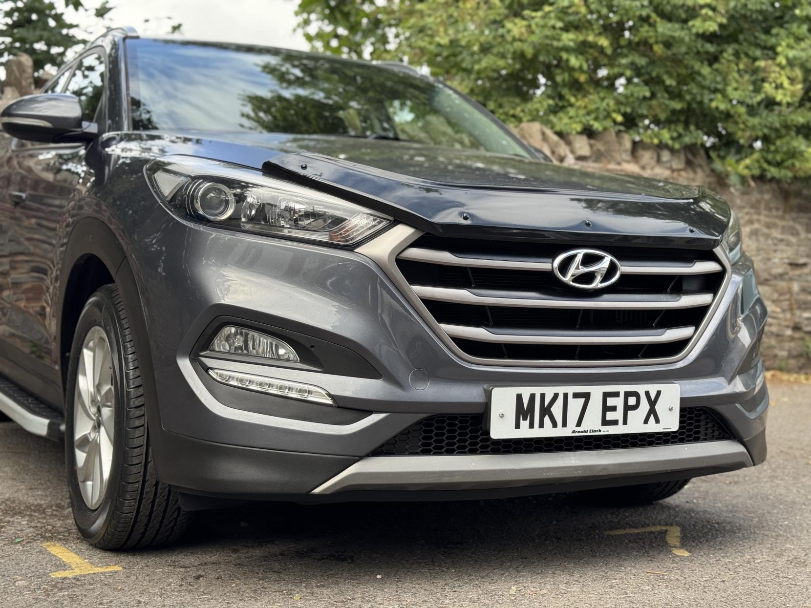Hyundai TUCSON 1.7 CRDi Blue Drive SE Nav SUV 5dr Diesel DCT Euro 6 (s/s) (141 ps)