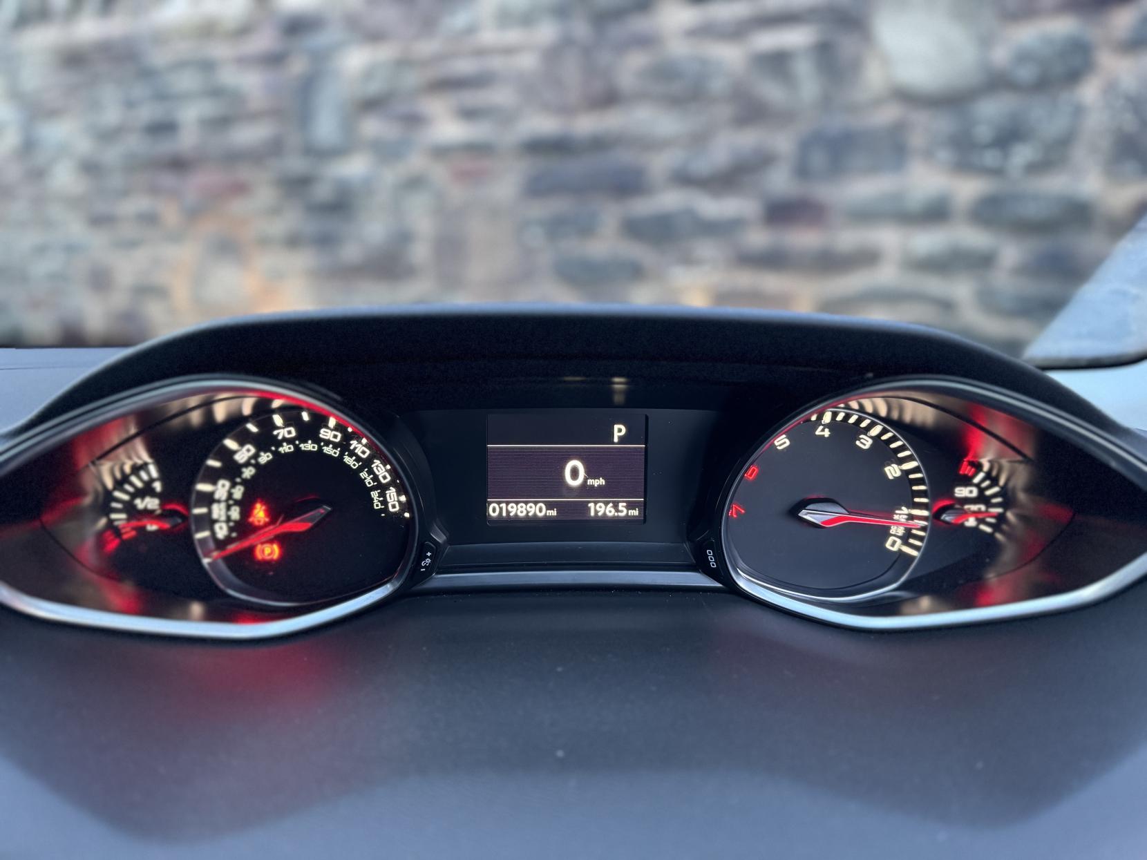 Peugeot 308 SW 1.2 PureTech Allure Estate 5dr Petrol EAT Euro 6 (s/s) (130 ps)