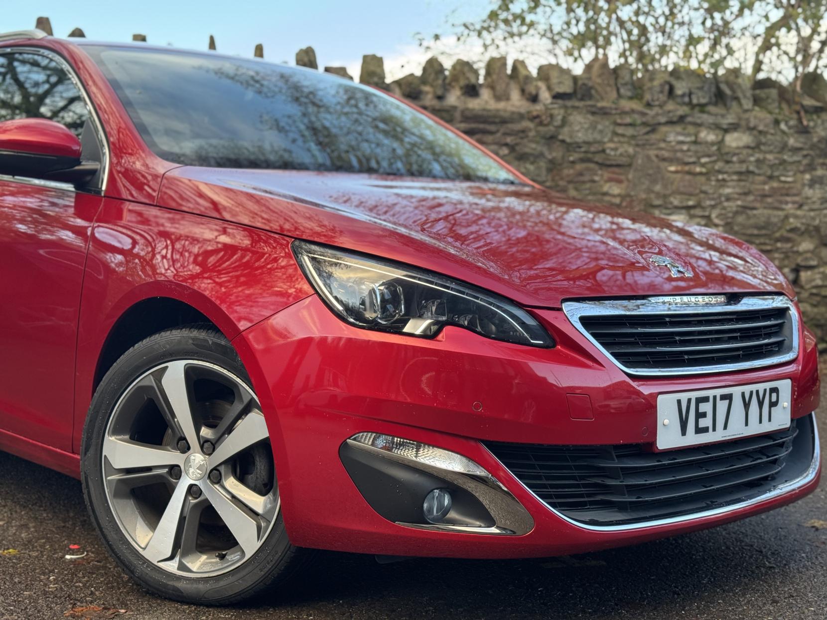 Peugeot 308 SW 1.2 PureTech Allure Estate 5dr Petrol EAT Euro 6 (s/s) (130 ps)