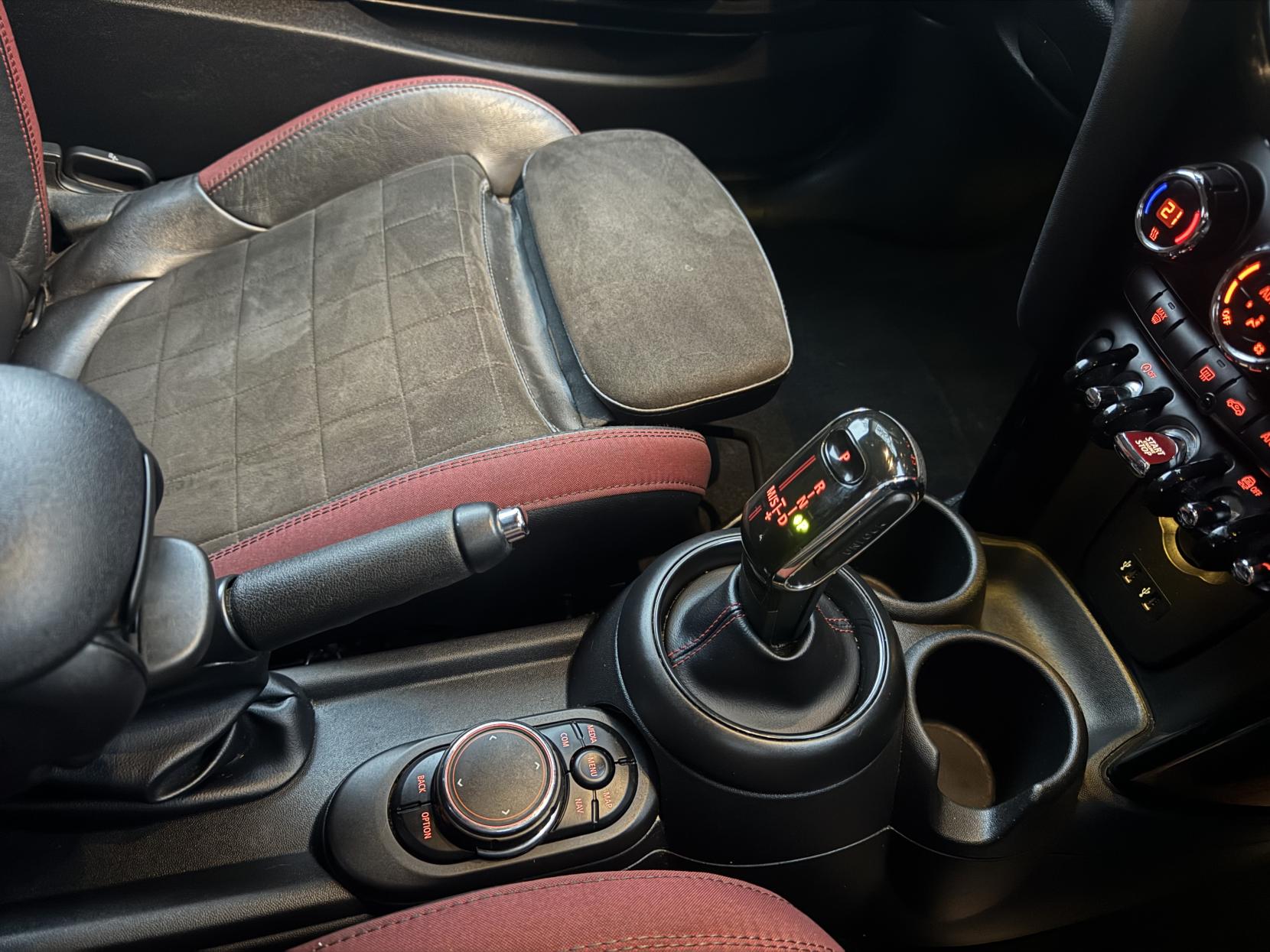 MINI Hatch 2.0 Cooper S Hatchback 3dr Petrol Steptronic Euro 6 (s/s) (192 ps)