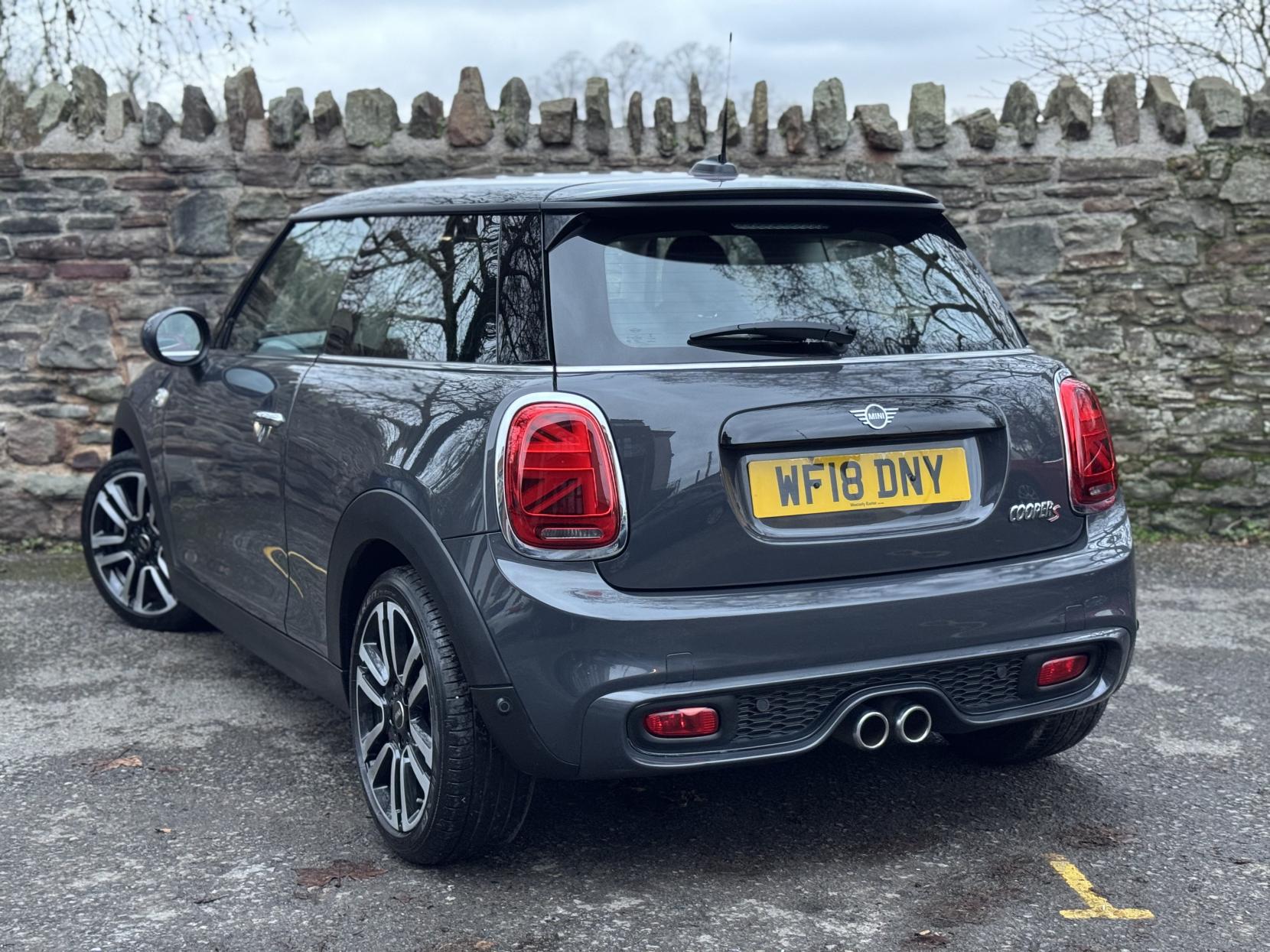 MINI Hatch 2.0 Cooper S Hatchback 3dr Petrol Steptronic Euro 6 (s/s) (192 ps)