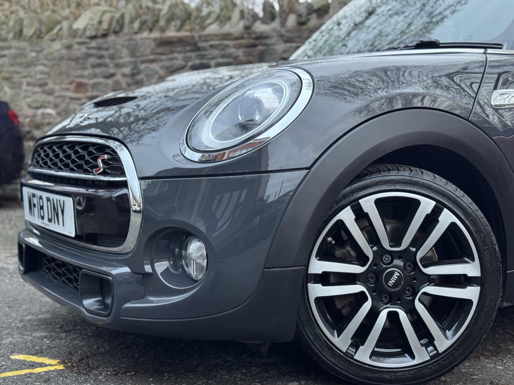 MINI Hatch 2.0 Cooper S Hatchback 3dr Petrol Steptronic Euro 6 (s/s) (192 ps)