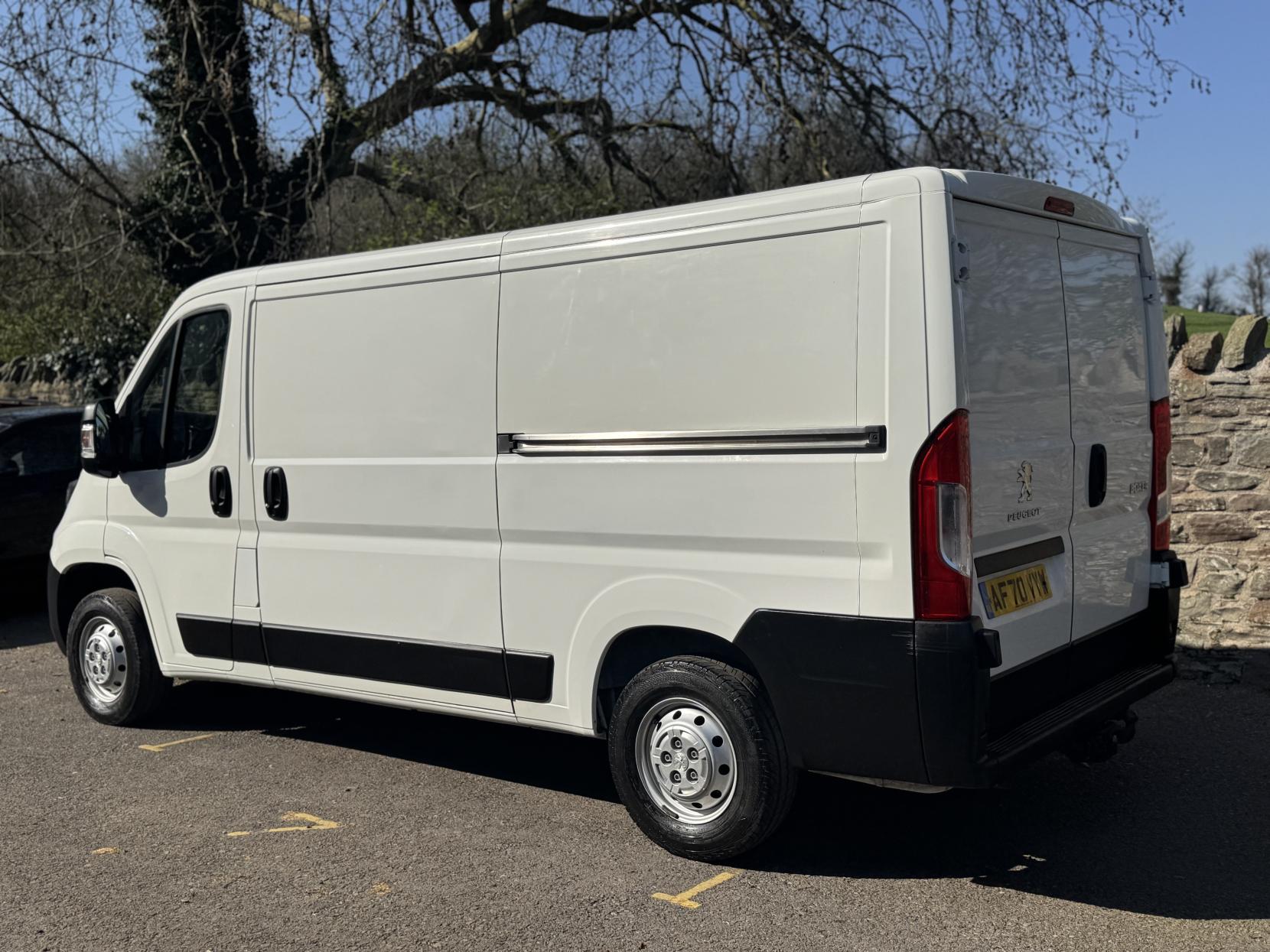 Peugeot Boxer 2.2 BlueHDi 335 S Panel Van 5dr Diesel Manual L2 H1 Euro 6 (s/s) (140 ps)