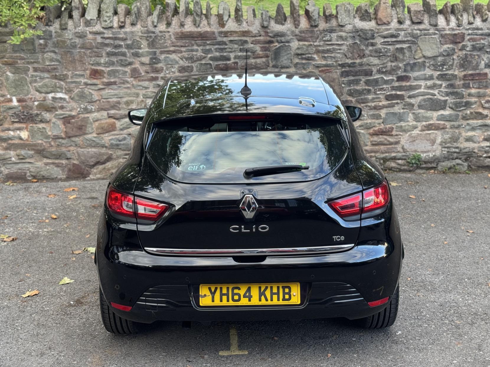 Renault Clio 0.9 TCe Dynamique S MediaNav Hatchback 5dr Petrol Manual Euro 5 (s/s) (90 ps)