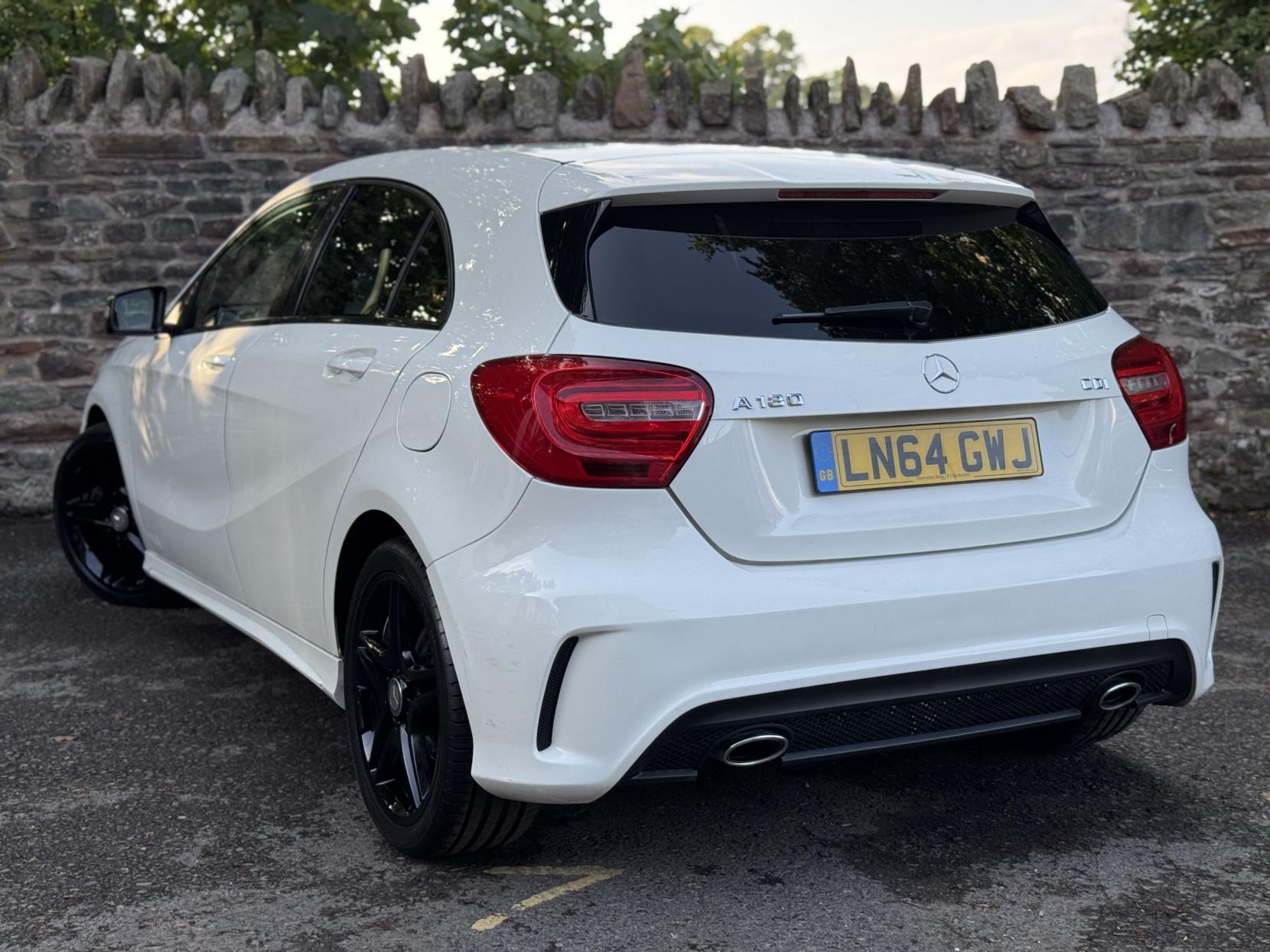 Mercedes-Benz A Class 1.5 A180 CDI AMG Sport Hatchback 5dr Diesel Manual Euro 5 (s/s) (109 ps)
