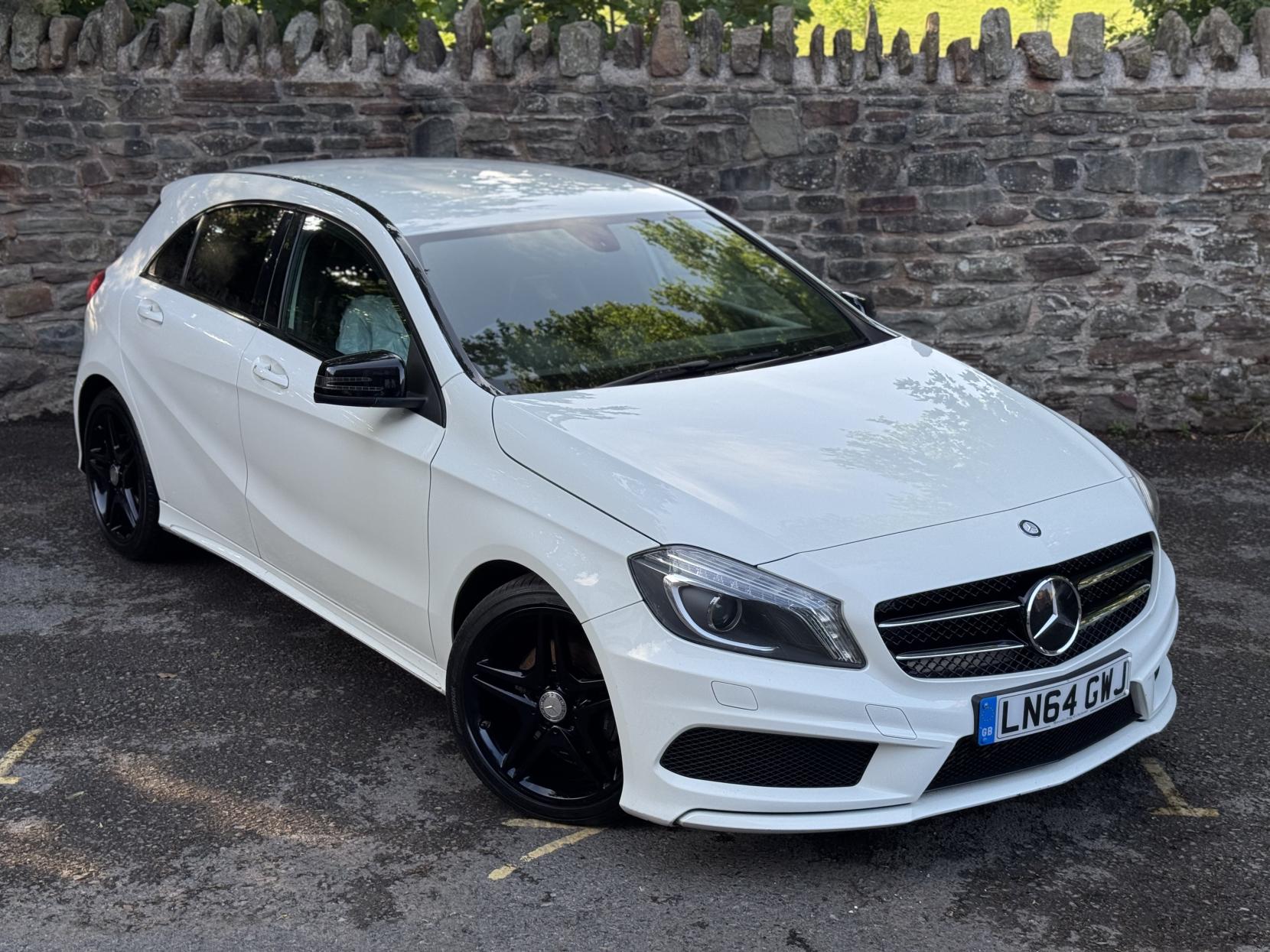 Mercedes-Benz A Class 1.5 A180 CDI AMG Sport Hatchback 5dr Diesel Manual Euro 5 (s/s) (109 ps)